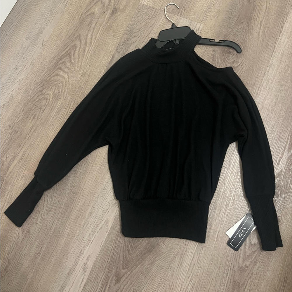 NWT A. BYER LS MOCK NK BRUSHED H
Color black size XS - Picture 5 of 7